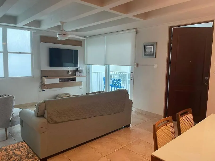 Beach Front 2 Bedroom 1 Bathroom Apt. San Juan 0*,